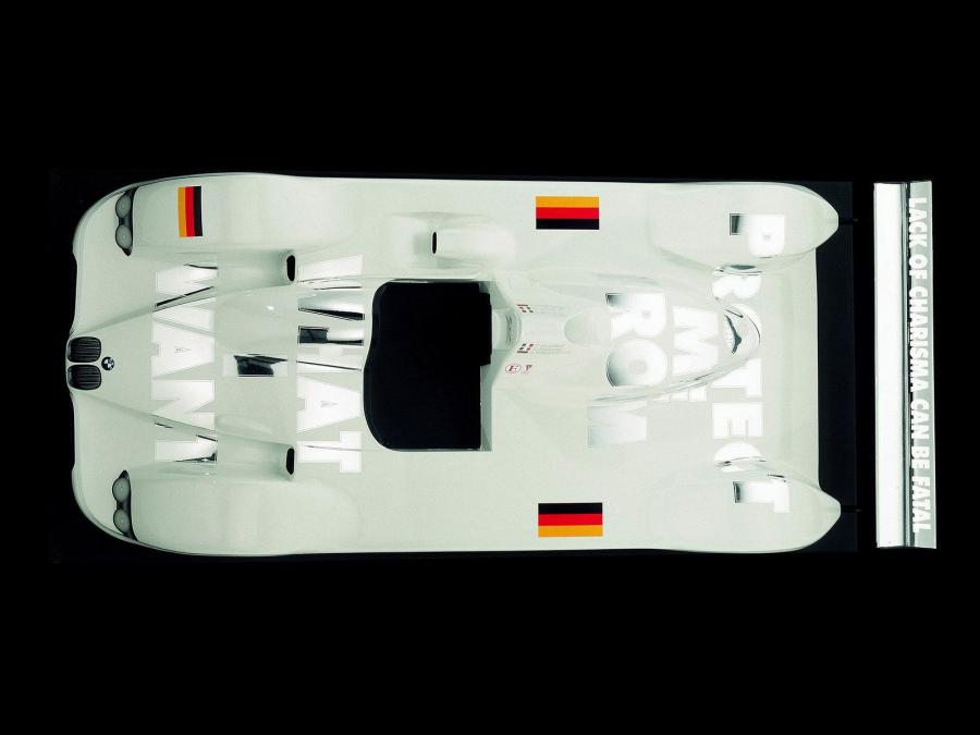  BMW V12 LMR Art Car by Jenny Holzer 1999 года  (фото 18 из 27)